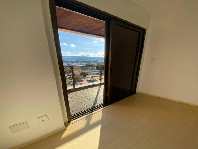 Apartamento para Venda em Santana de Parnaíba - 5