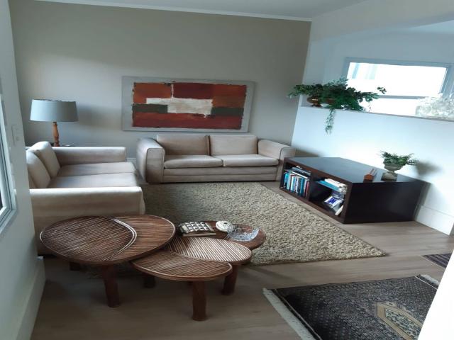 Casa para Venda em Santana de Parnaíba - 5