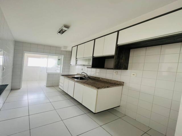 Apartamento para Venda em Santana de Parnaíba - 4