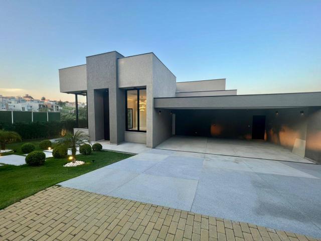 Casa para Venda em Santana de Parnaíba - 5