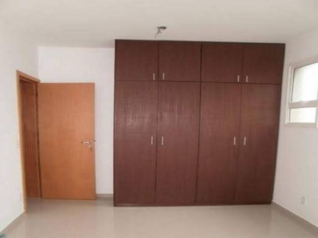 Apartamento para Venda em Santana de Parnaíba - 5