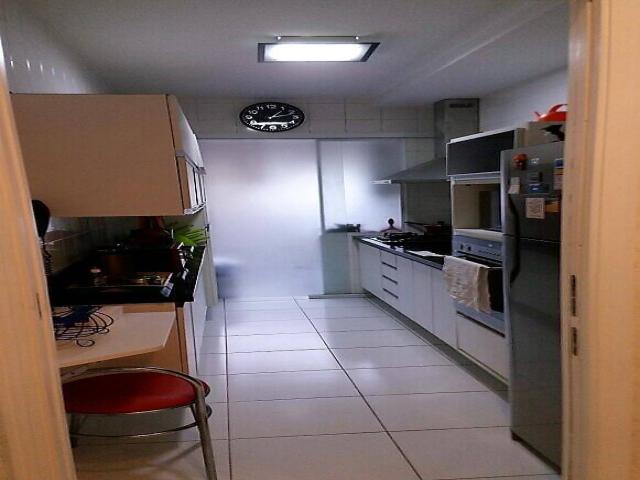 Apartamento para Venda em Santana de Parnaíba - 2