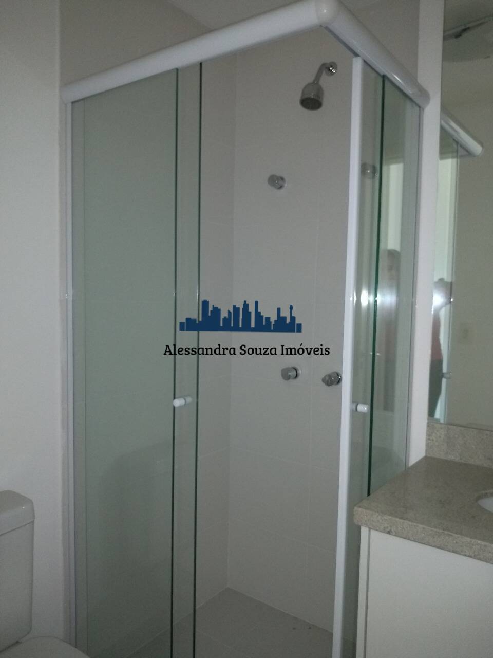 Apartamento para alugar com 2 quartos, 76m² - Foto 13