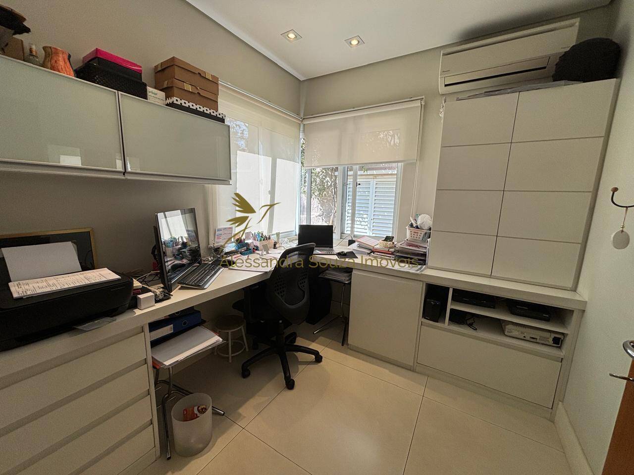 Casa, 4 quartos, 360 m² - Foto 2