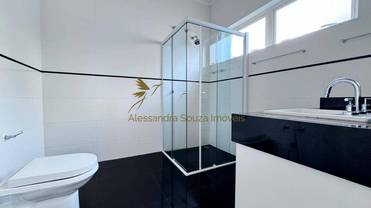 Casa para alugar com 6 quartos, 515m² - Foto 14
