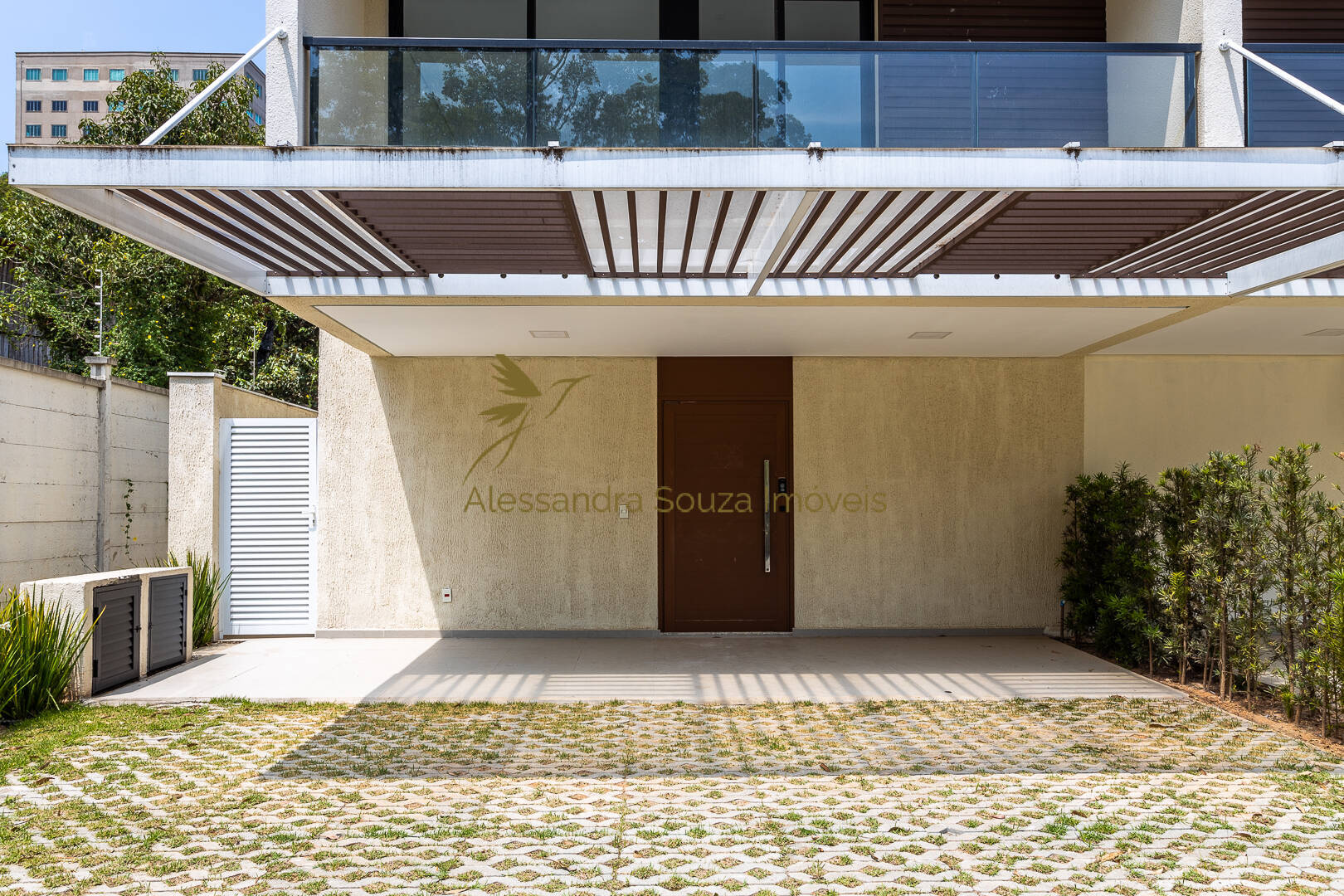Casa à venda e aluguel com 4 quartos, 214m² - Foto 3