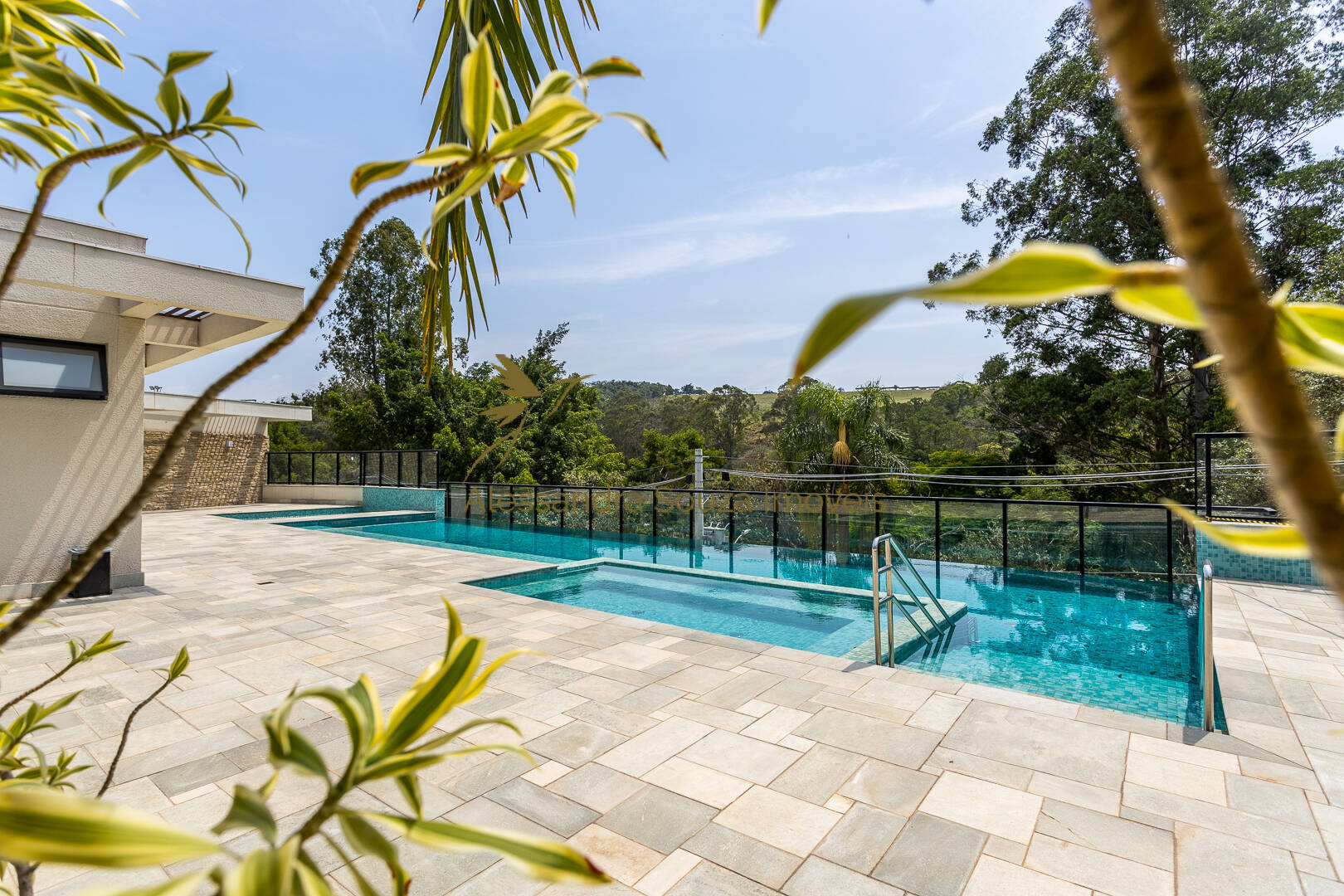 Casa à venda e aluguel com 4 quartos, 214m² - Foto 6