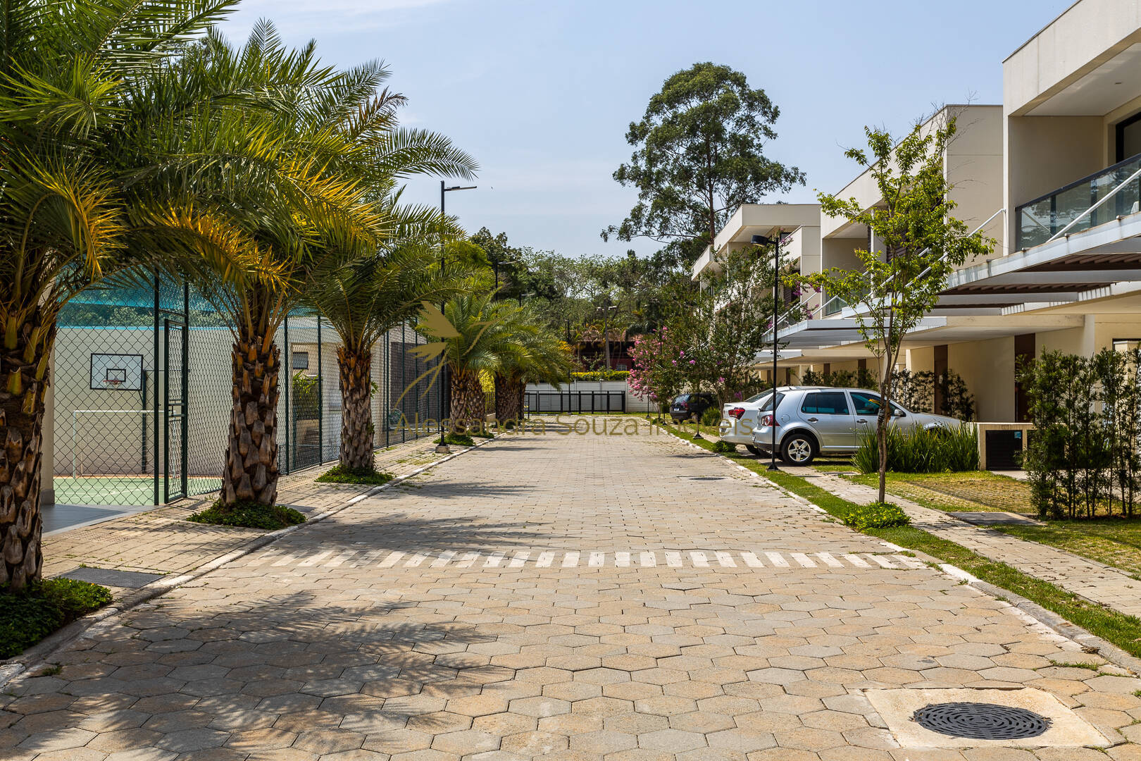 Casa à venda e aluguel com 4 quartos, 214m² - Foto 18
