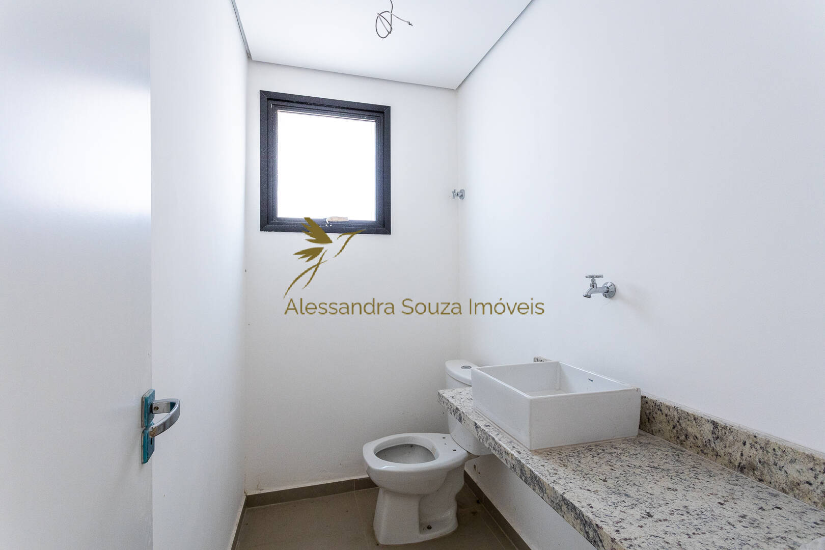 Casa à venda e aluguel com 4 quartos, 214m² - Foto 24