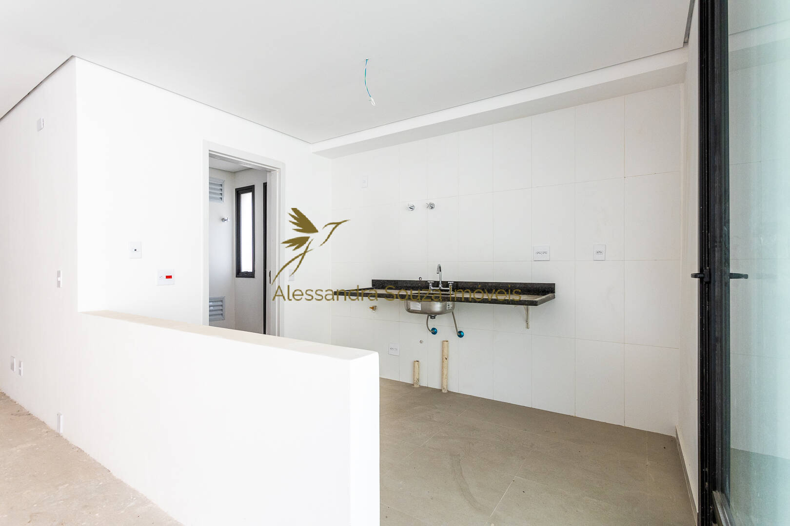 Casa à venda e aluguel com 4 quartos, 214m² - Foto 27