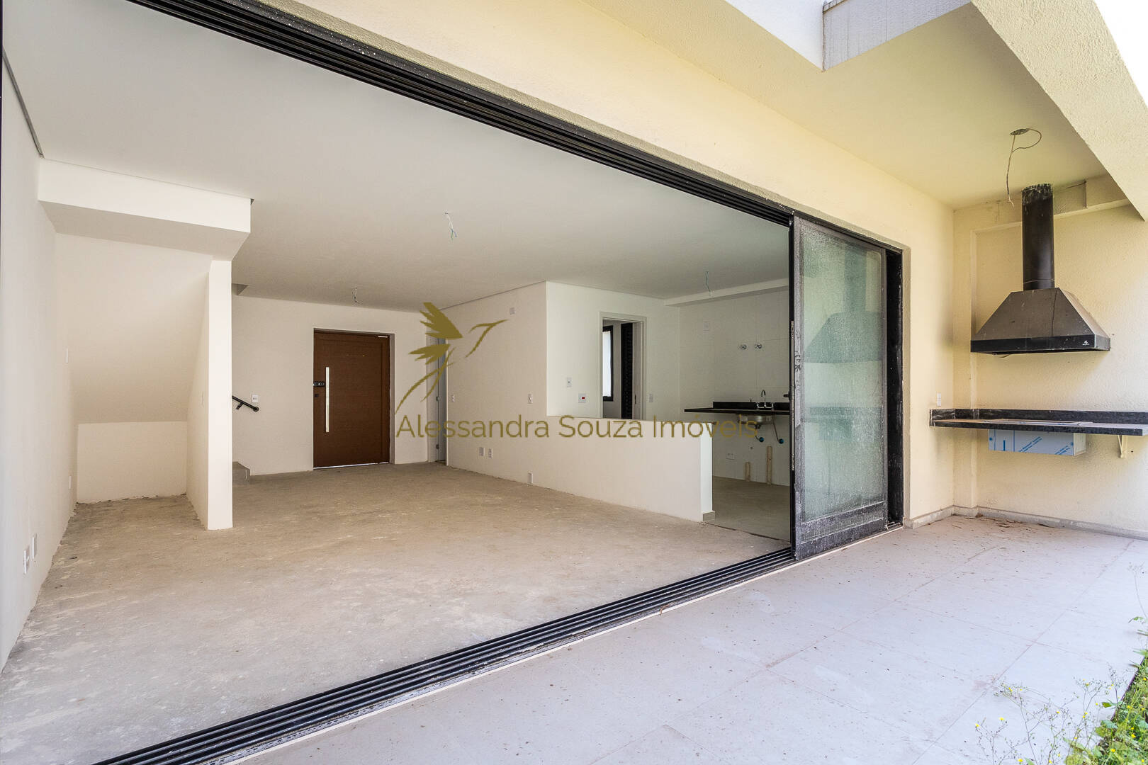 Casa à venda e aluguel com 4 quartos, 214m² - Foto 29