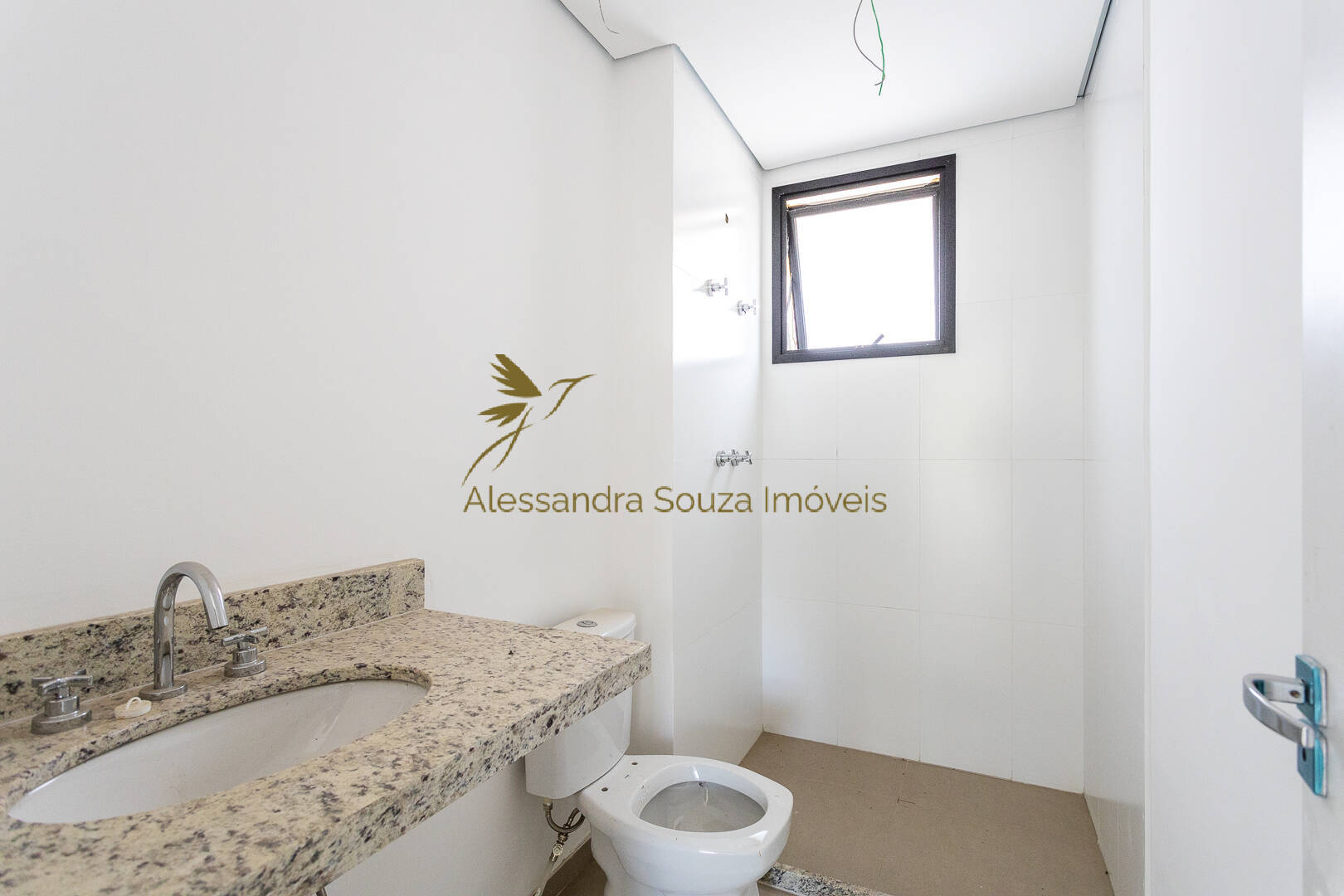Casa à venda e aluguel com 4 quartos, 214m² - Foto 35