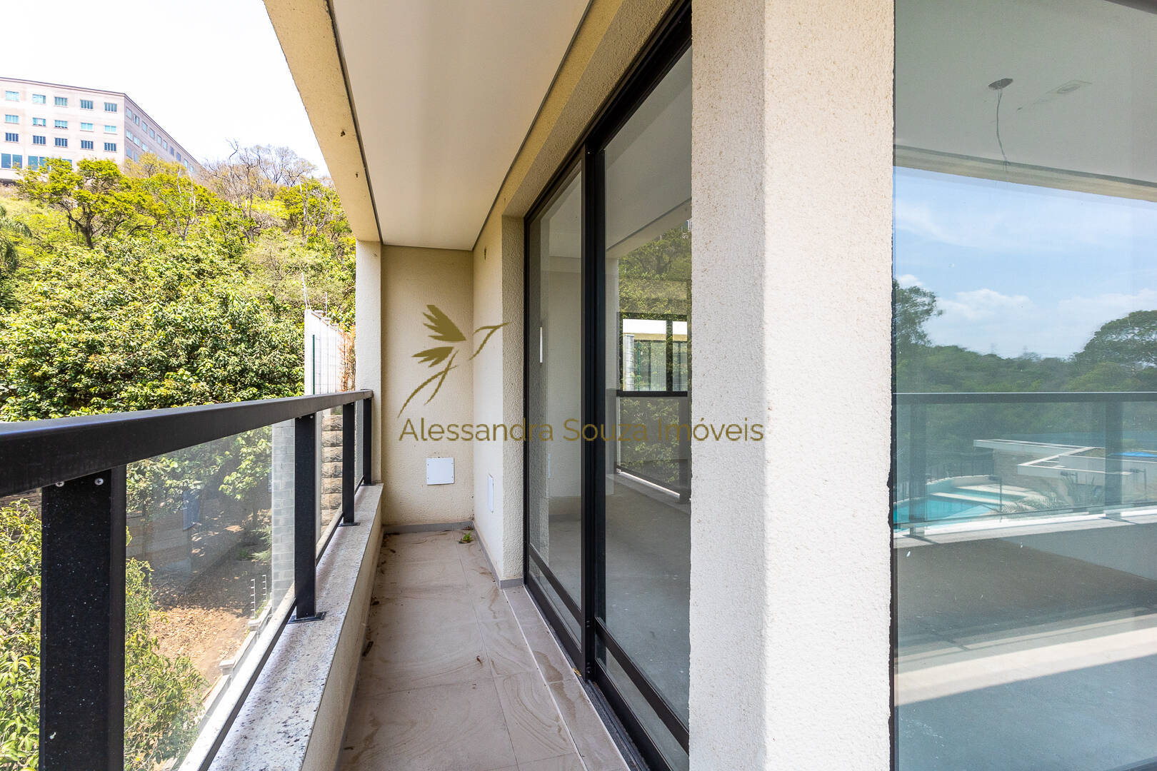 Casa à venda e aluguel com 4 quartos, 214m² - Foto 42