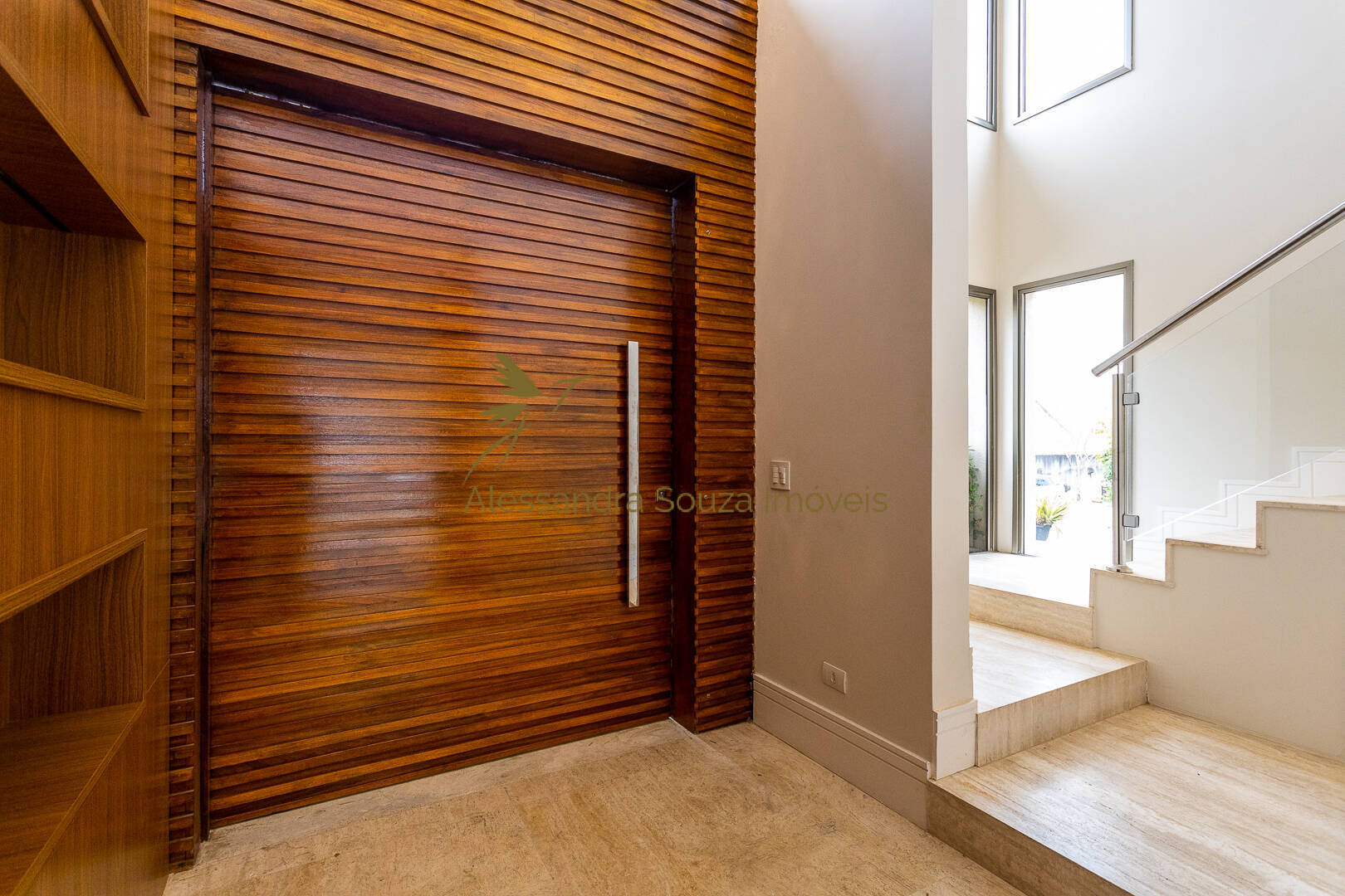 Casa à venda e aluguel com 4 quartos, 571m² - Foto 11