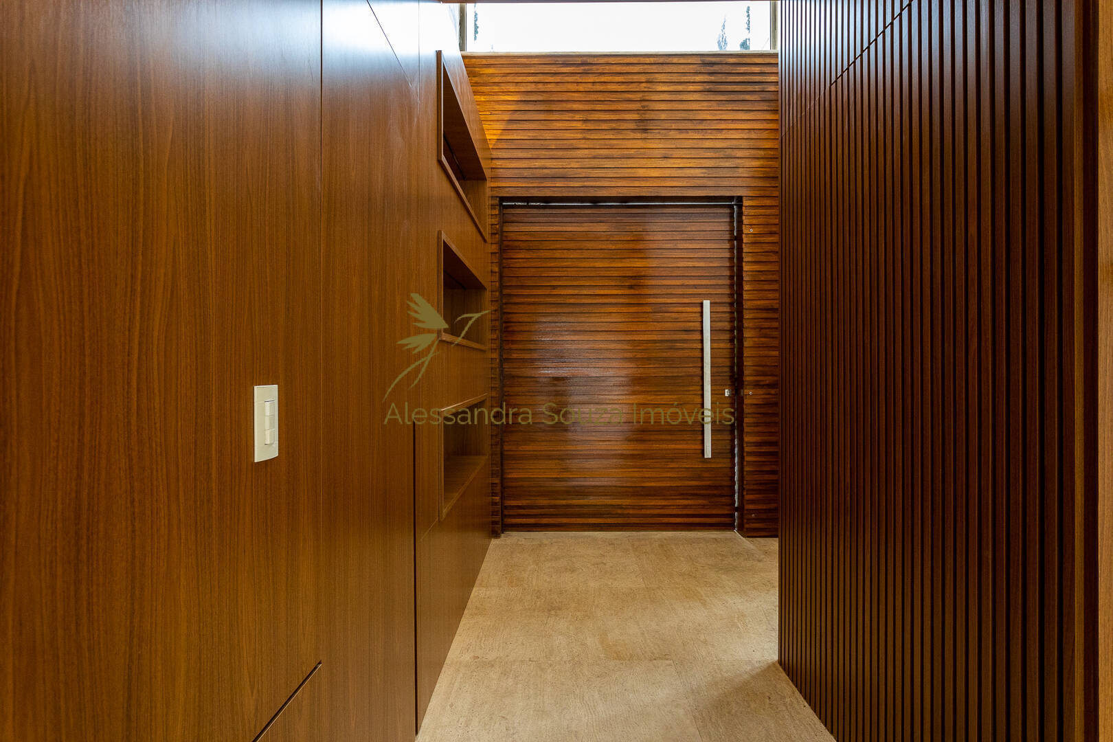Casa à venda e aluguel com 4 quartos, 571m² - Foto 12