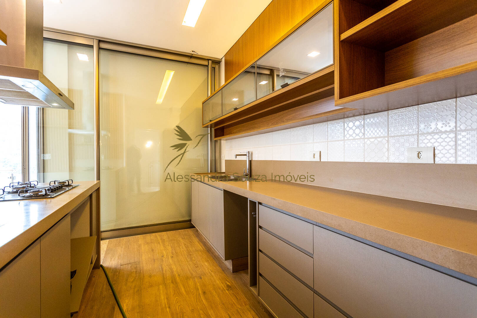 Casa à venda e aluguel com 4 quartos, 571m² - Foto 19