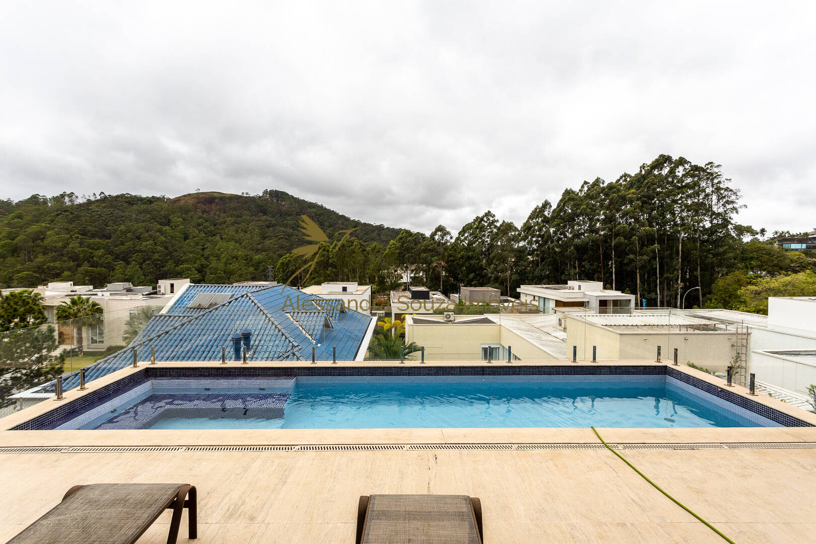 Casa à venda e aluguel com 4 quartos, 571m² - Foto 28