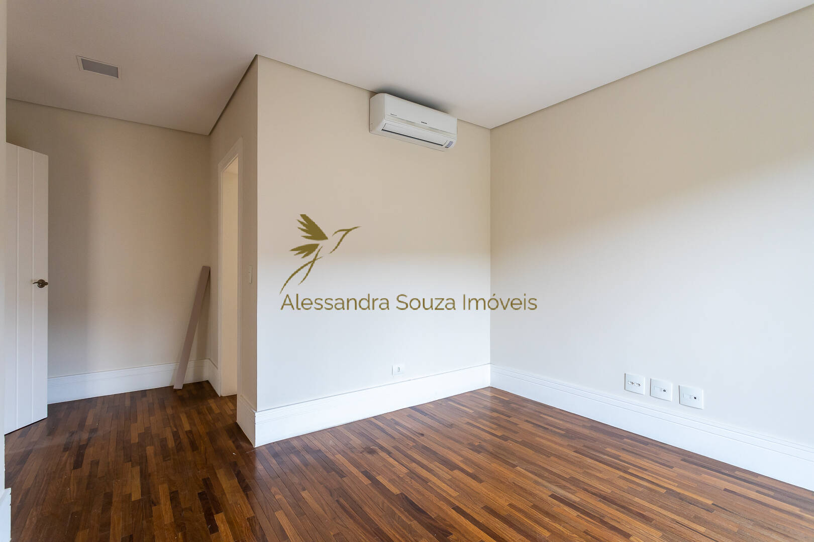 Casa à venda e aluguel com 4 quartos, 571m² - Foto 41