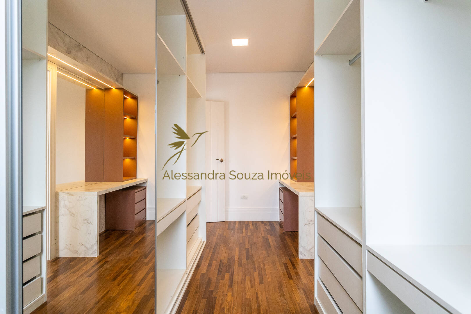 Casa à venda e aluguel com 4 quartos, 571m² - Foto 54