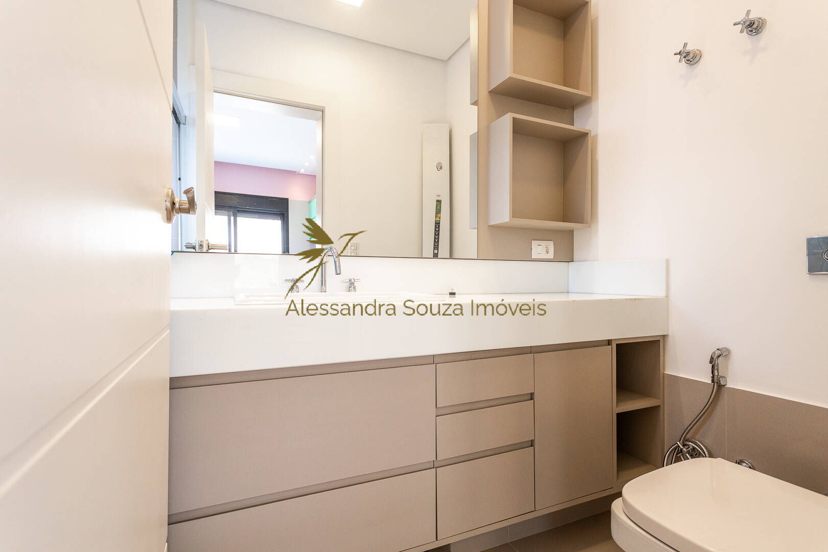 Casa à venda e aluguel com 4 quartos, 620m² - Foto 17