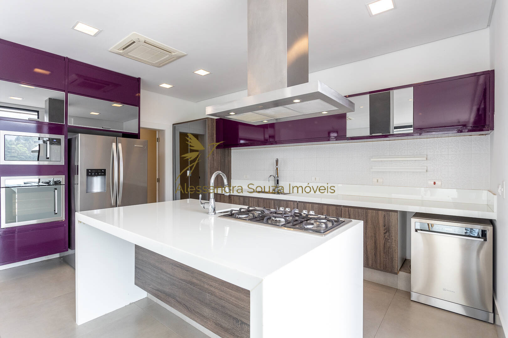 Casa à venda e aluguel com 4 quartos, 620m² - Foto 77