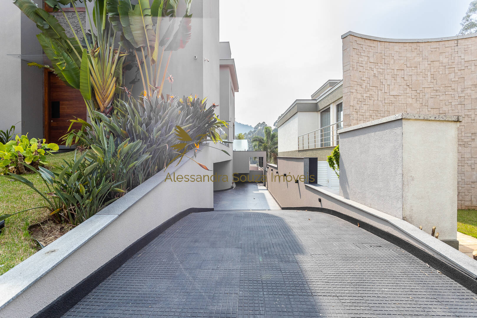 Casa à venda e aluguel com 4 quartos, 620m² - Foto 90