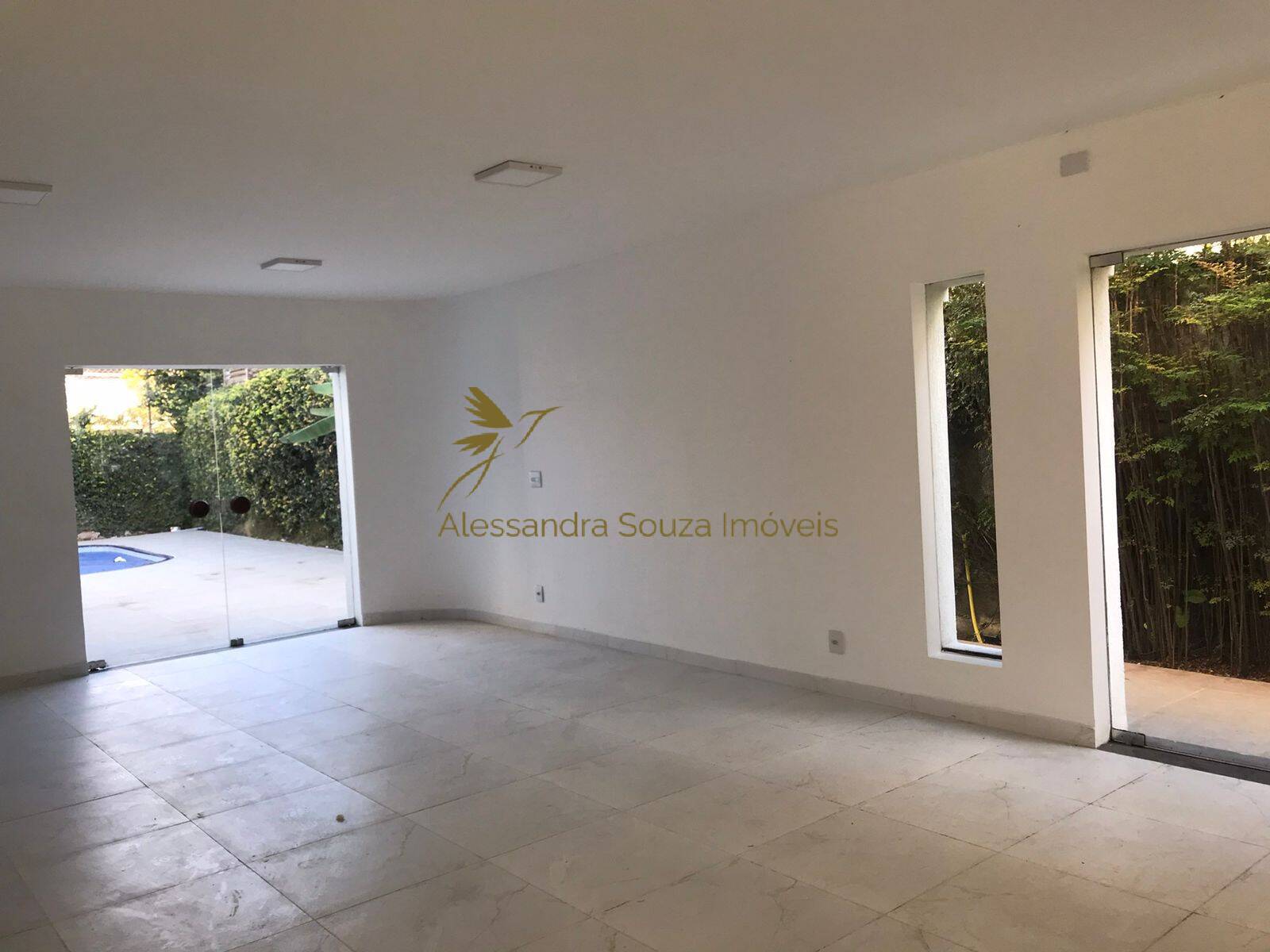 Casa à venda e aluguel com 5 quartos, 342m² - Foto 13