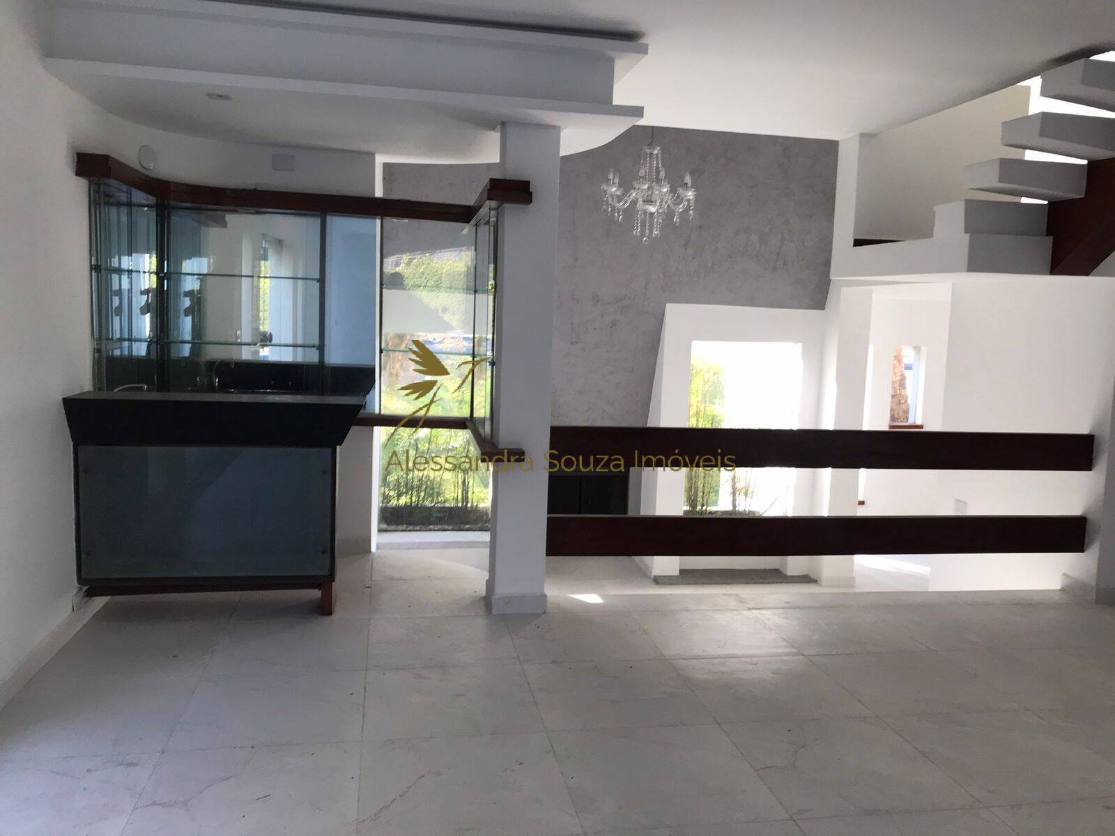 Casa à venda e aluguel com 5 quartos, 342m² - Foto 11