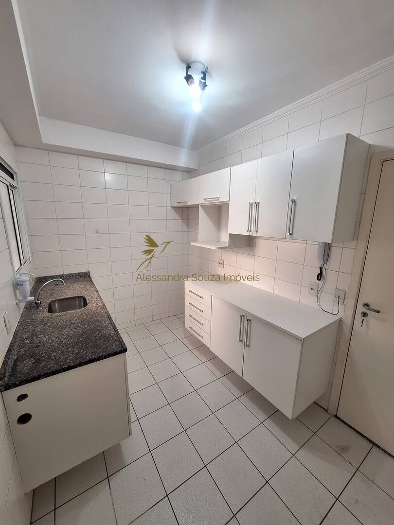 Apartamento à venda com 3 quartos, 85m² - Foto 4