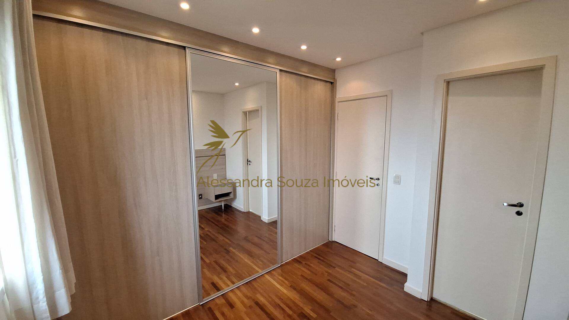 Apartamento à venda com 3 quartos, 85m² - Foto 5