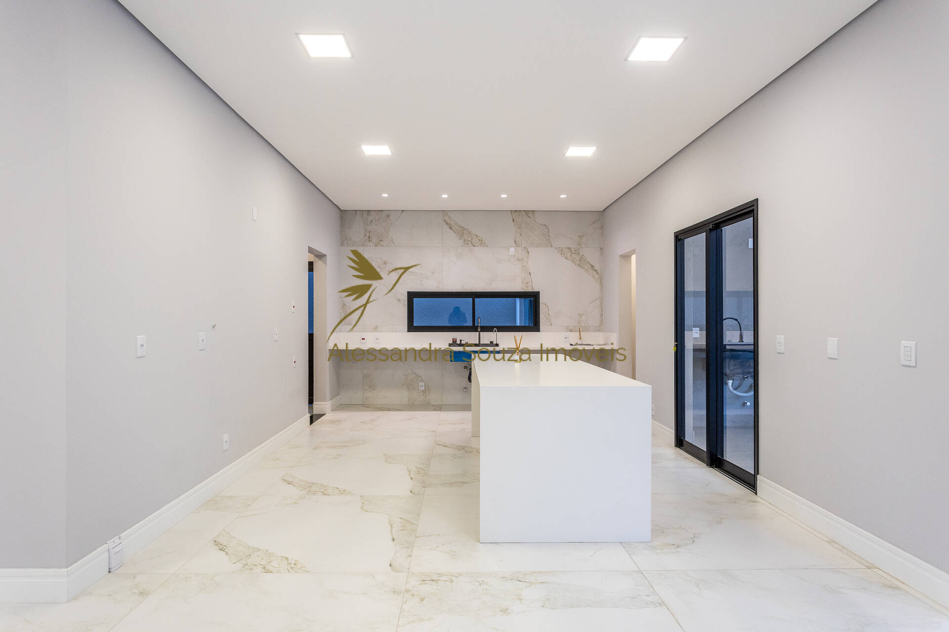 Casa à venda com 5 quartos, 392m² - Foto 17
