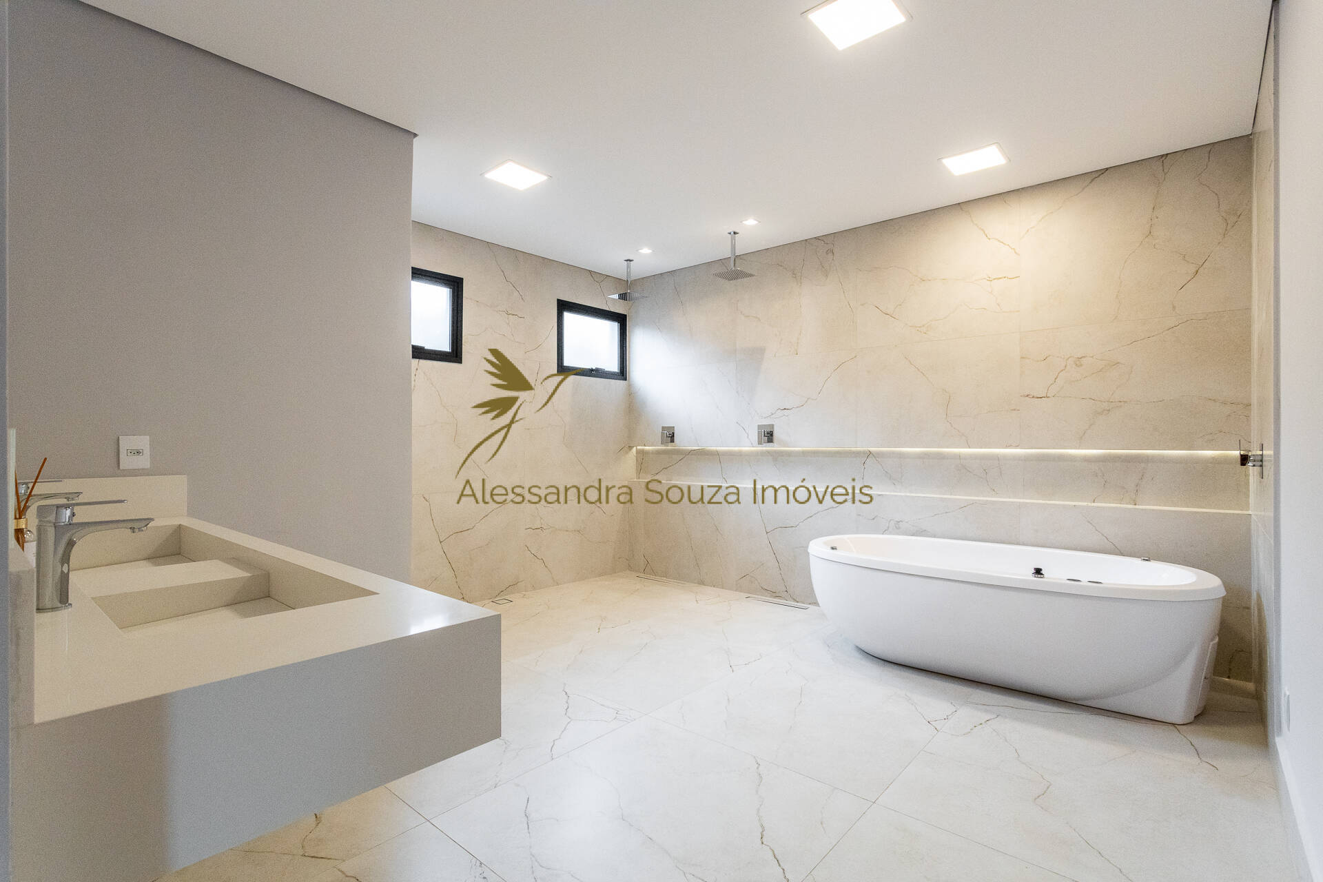 Casa à venda com 5 quartos, 392m² - Foto 27