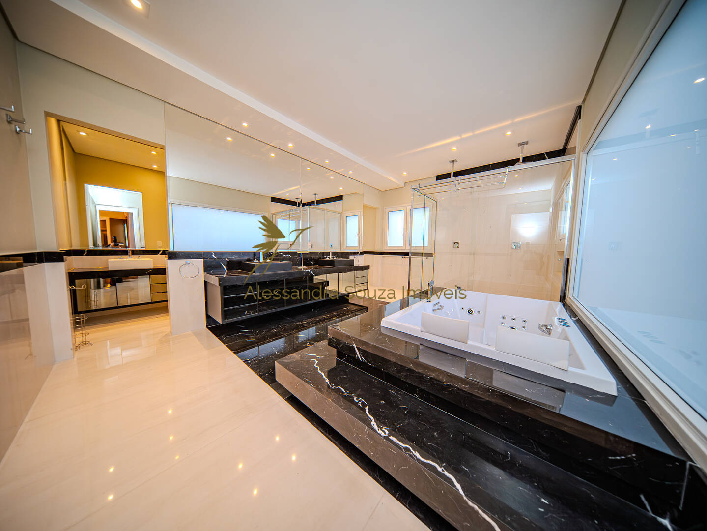 Casa à venda e aluguel com 4 quartos, 850m² - Foto 24