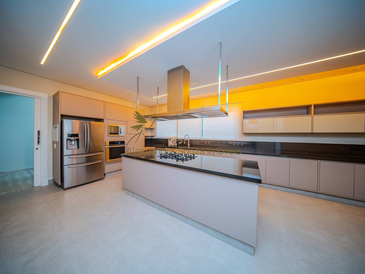 Casa à venda e aluguel com 4 quartos, 850m² - Foto 87