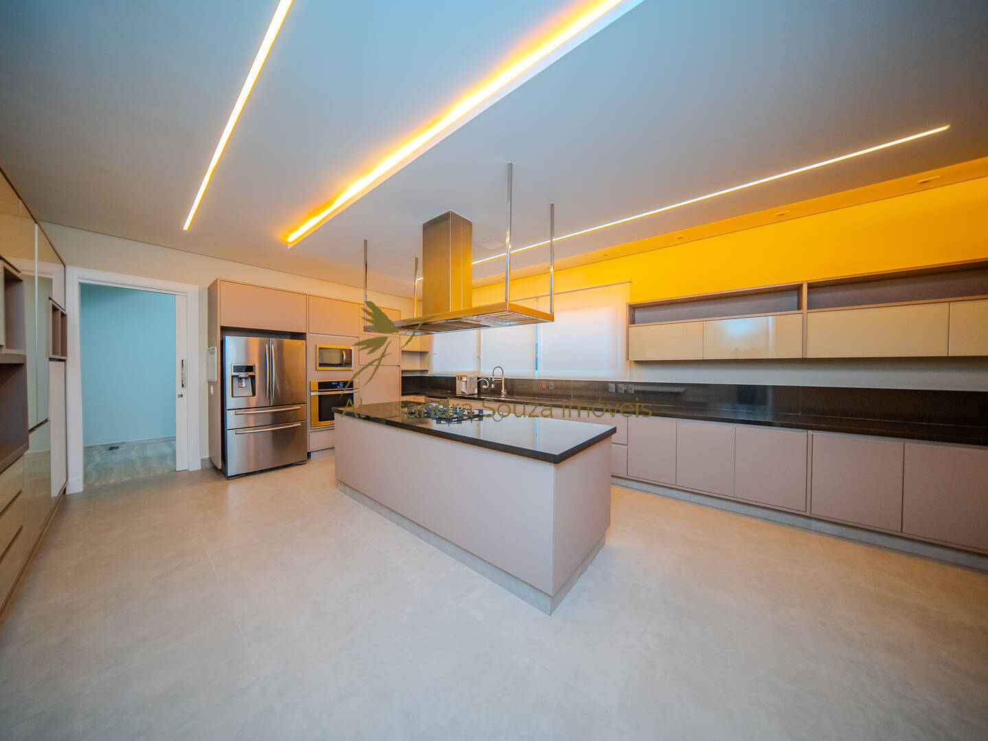 Casa à venda e aluguel com 4 quartos, 850m² - Foto 89