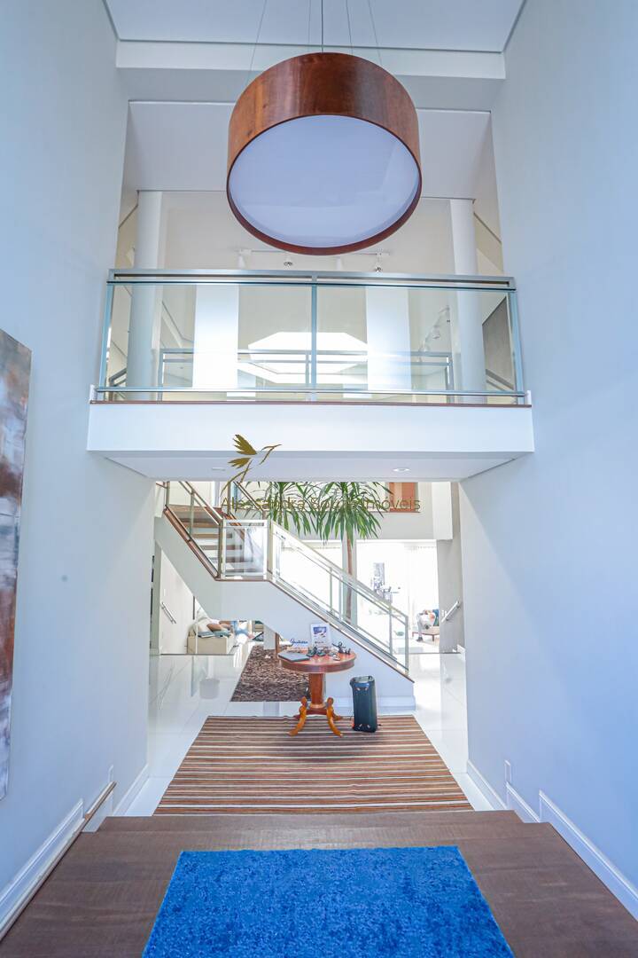 Casa à venda com 4 quartos, 560m² - Foto 13