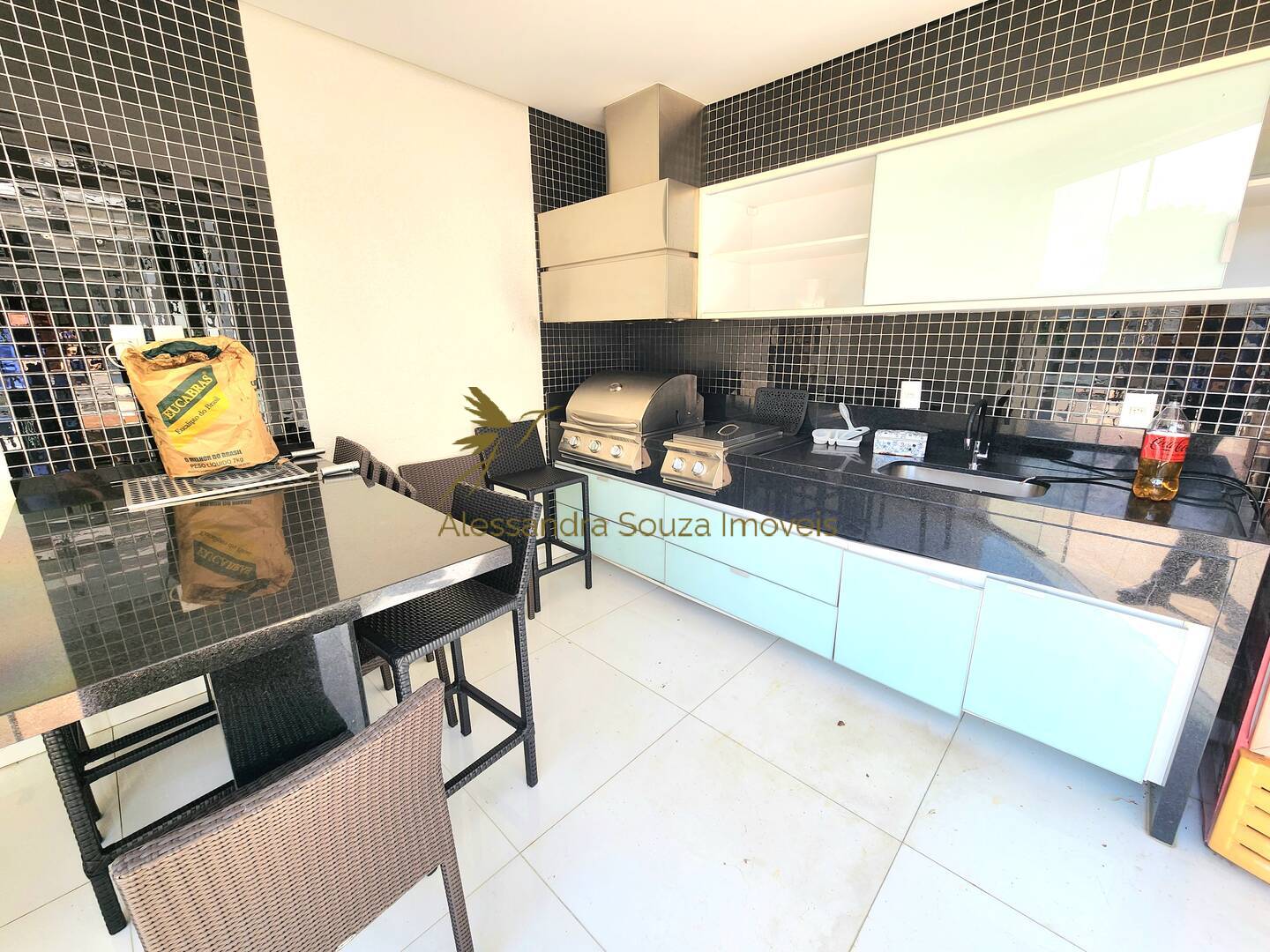 Casa à venda com 4 quartos, 560m² - Foto 33