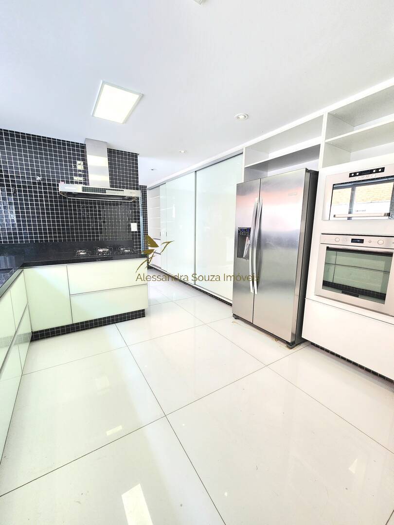 Casa à venda com 4 quartos, 560m² - Foto 43