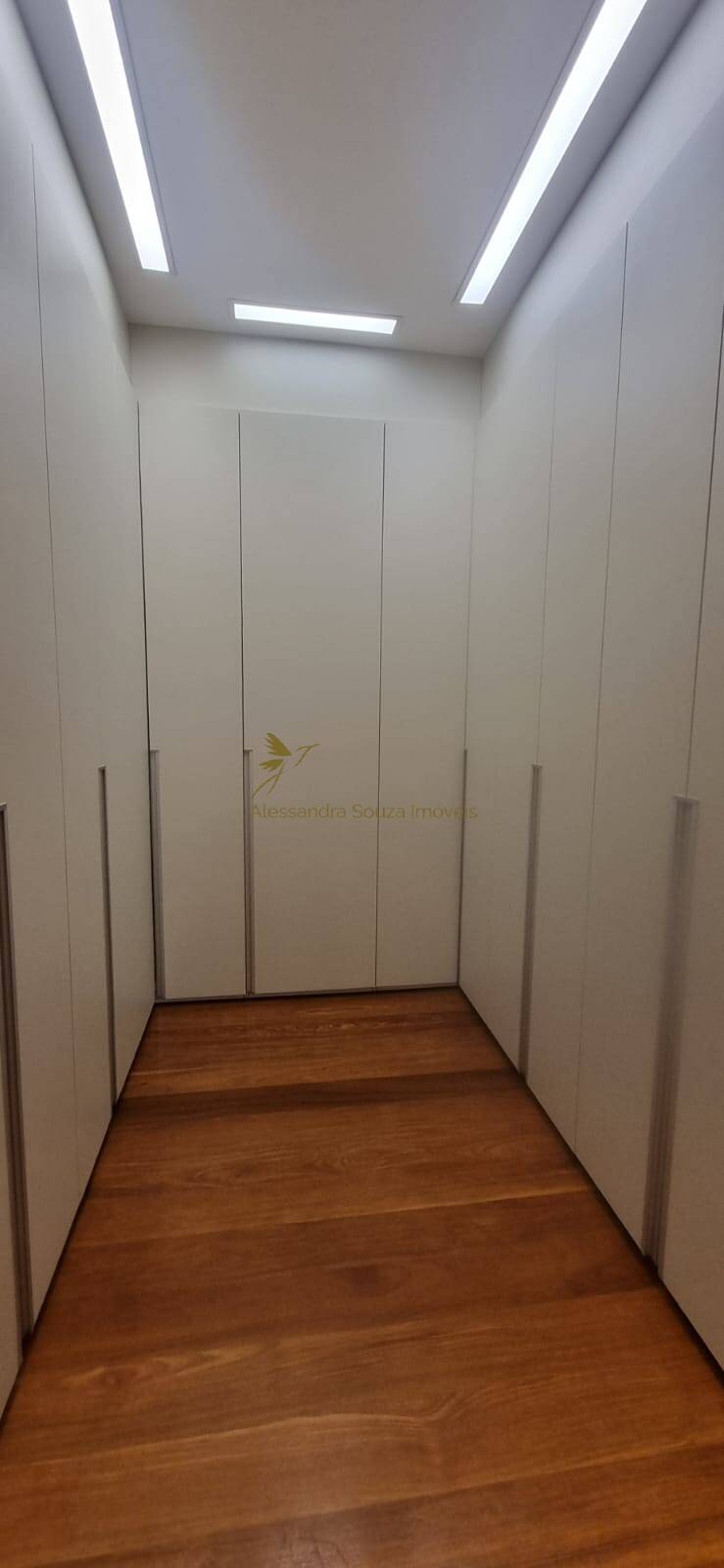 Casa à venda e aluguel com 4 quartos, 410m² - Foto 18