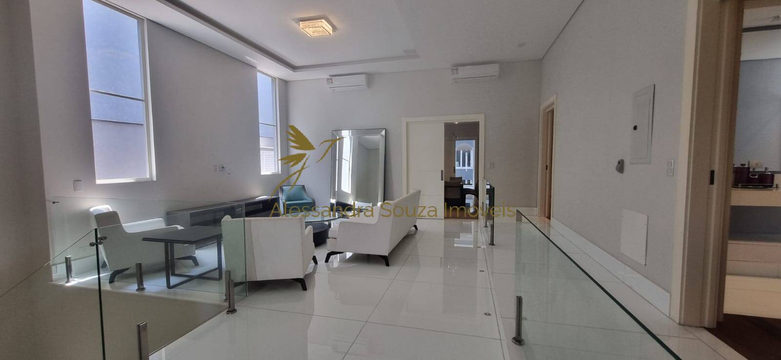 Casa à venda e aluguel com 4 quartos, 410m² - Foto 2
