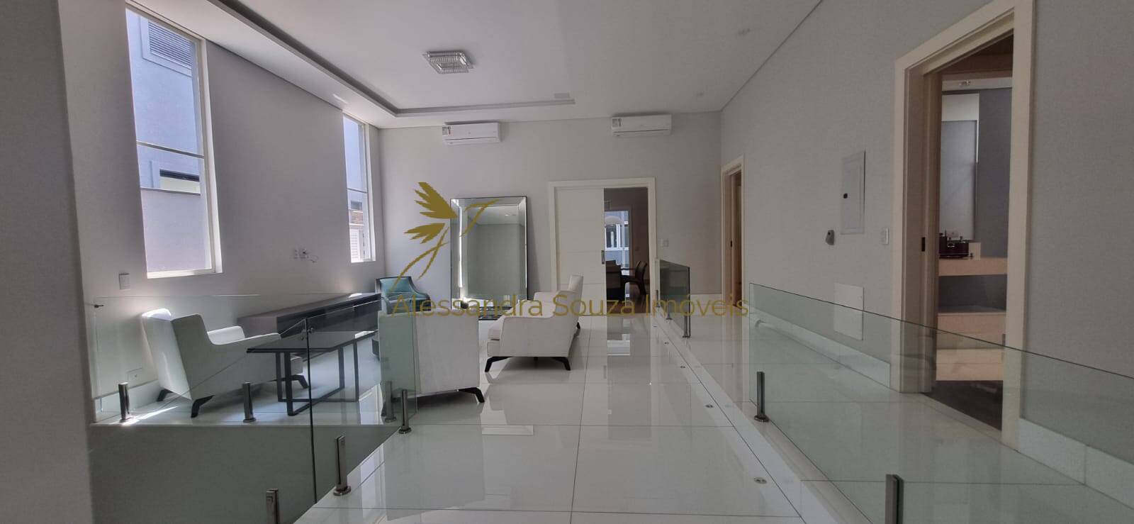 Casa à venda e aluguel com 4 quartos, 410m² - Foto 3