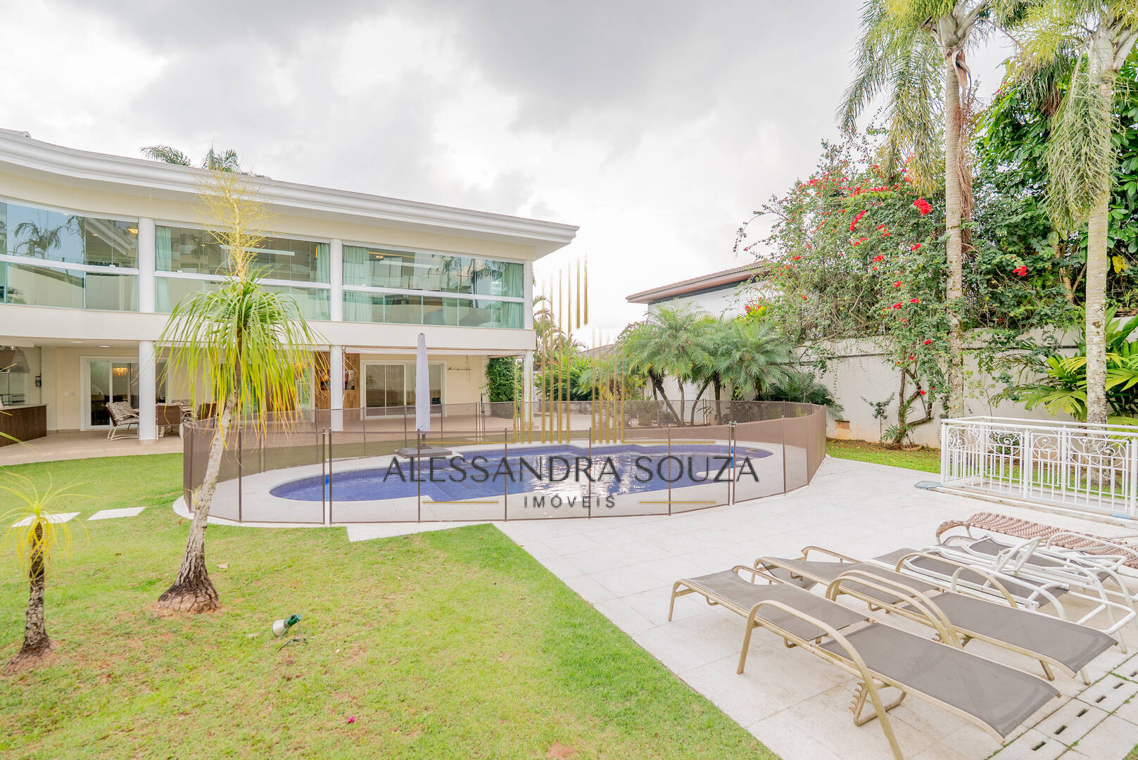 Casa, 5 quartos, 1500 m² - Foto 21