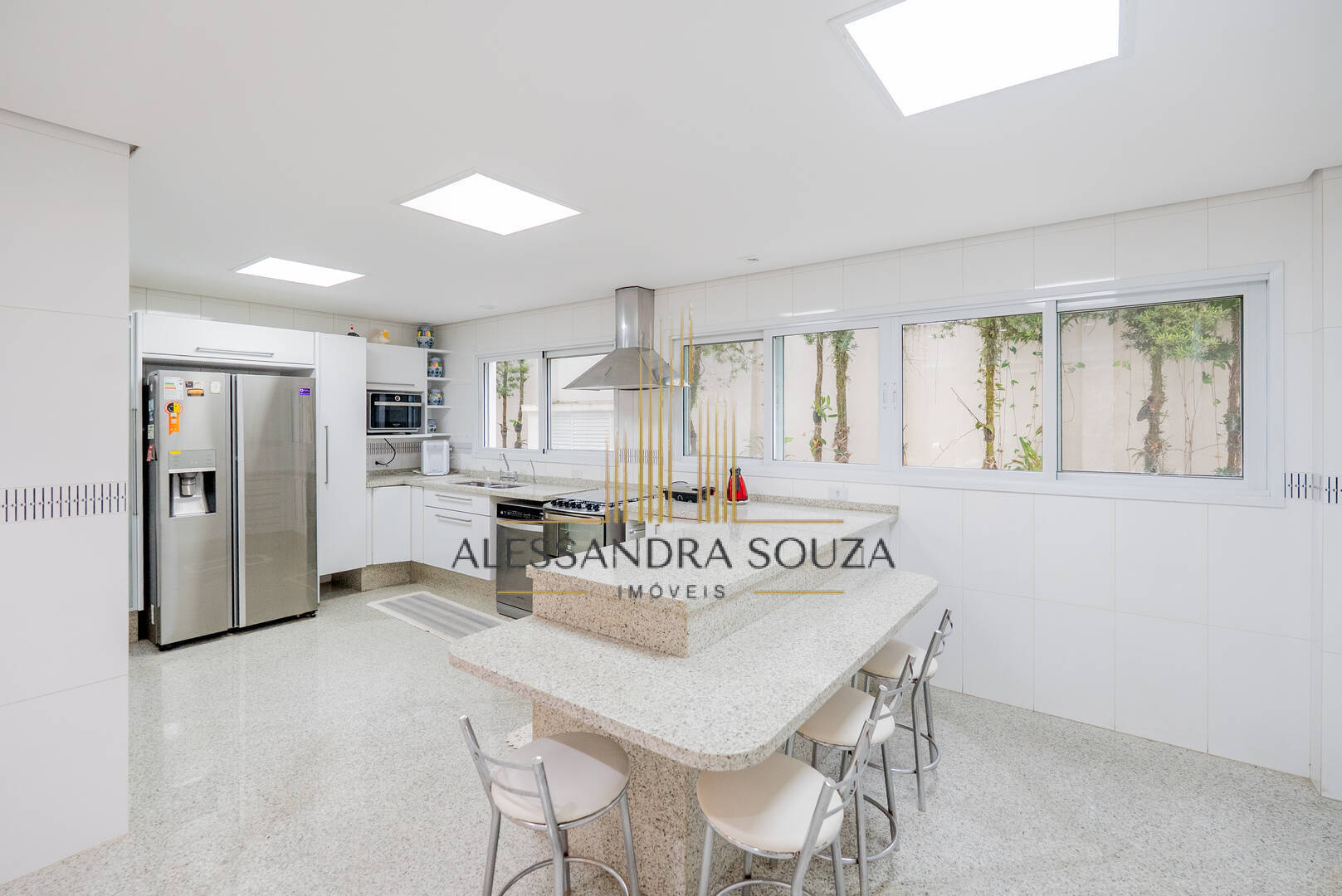 Casa, 5 quartos, 1500 m² - Foto 31