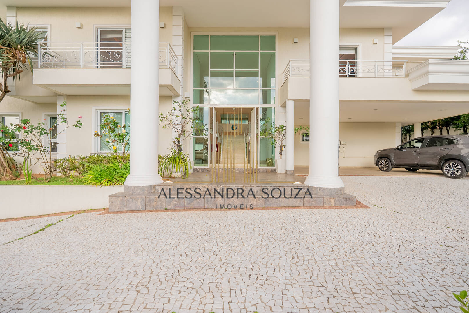Casa, 5 quartos, 1500 m² - Foto 1