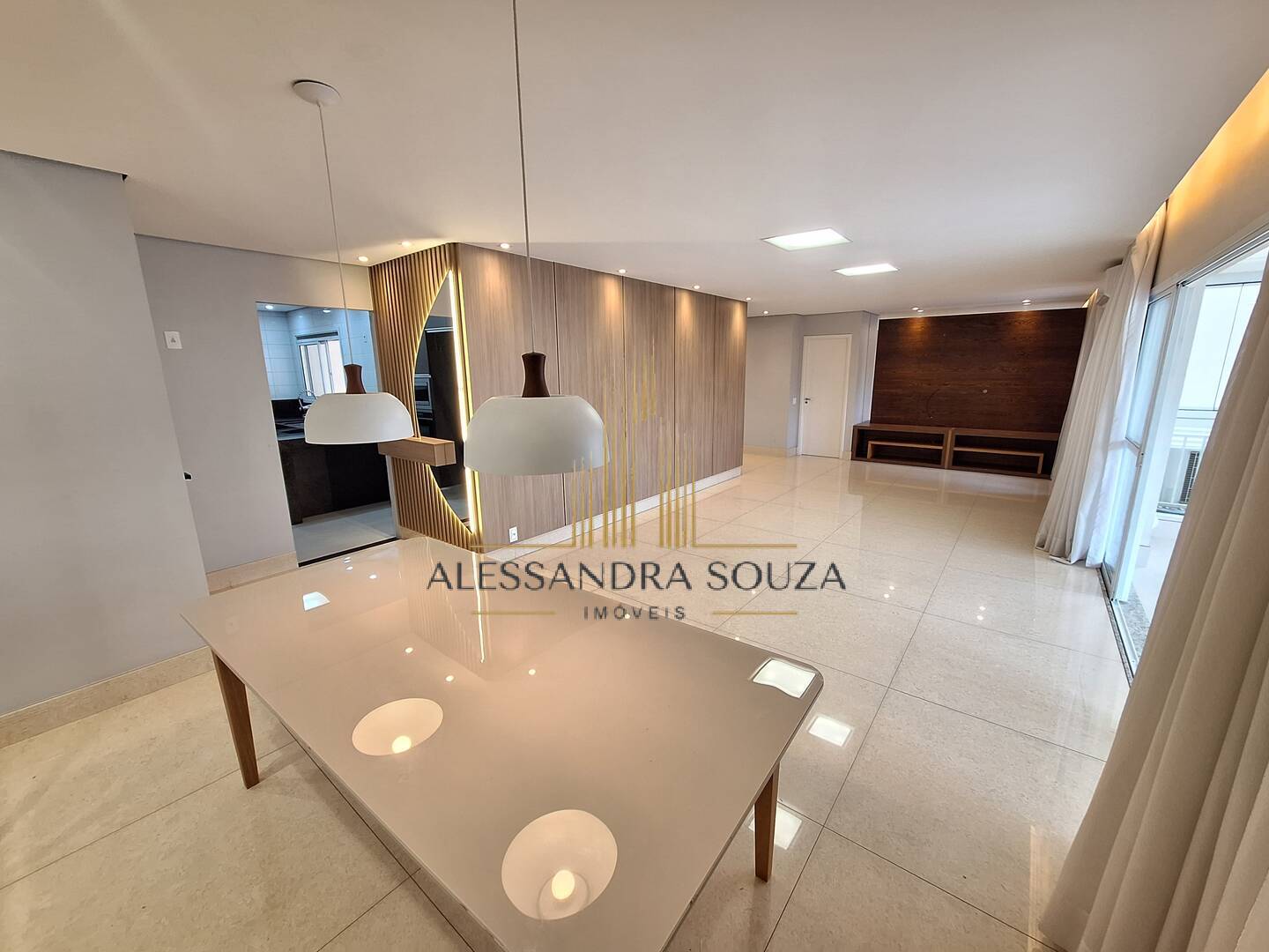 Apartamento, 3 quartos, 158 m² - Foto 1
