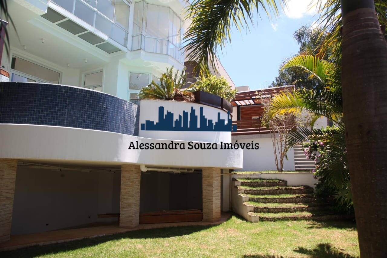 Casa à venda e aluguel com 4 quartos, 607m² - Foto 3