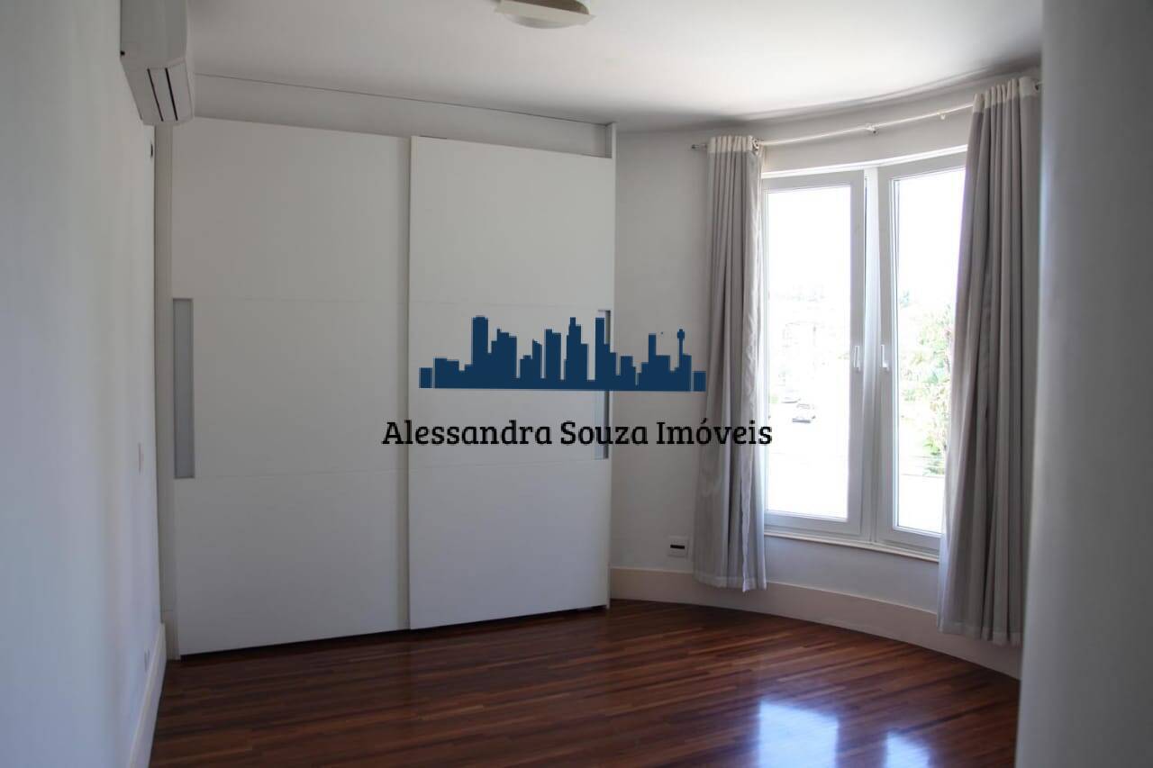 Casa à venda e aluguel com 4 quartos, 607m² - Foto 23