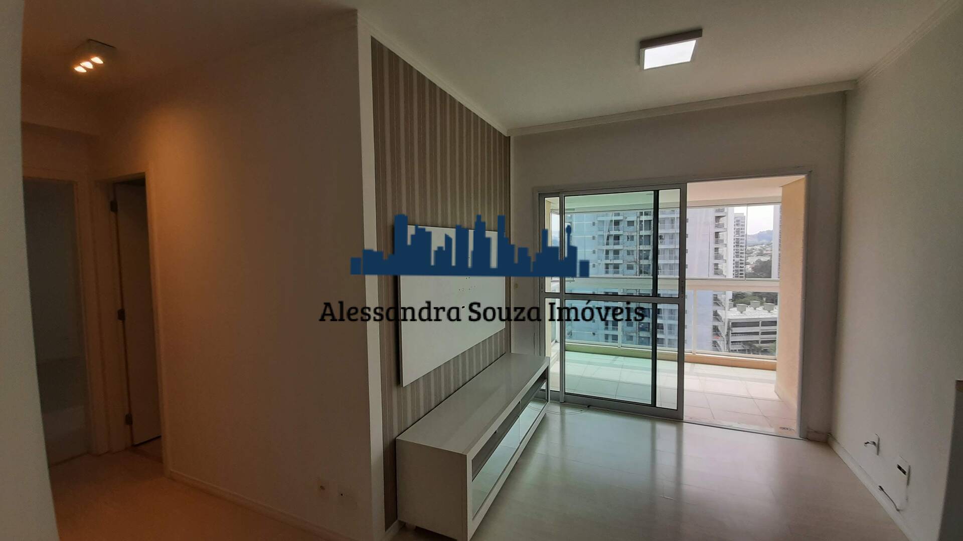 Apartamento à venda e aluguel com 2 quartos, 70m² - Foto 13