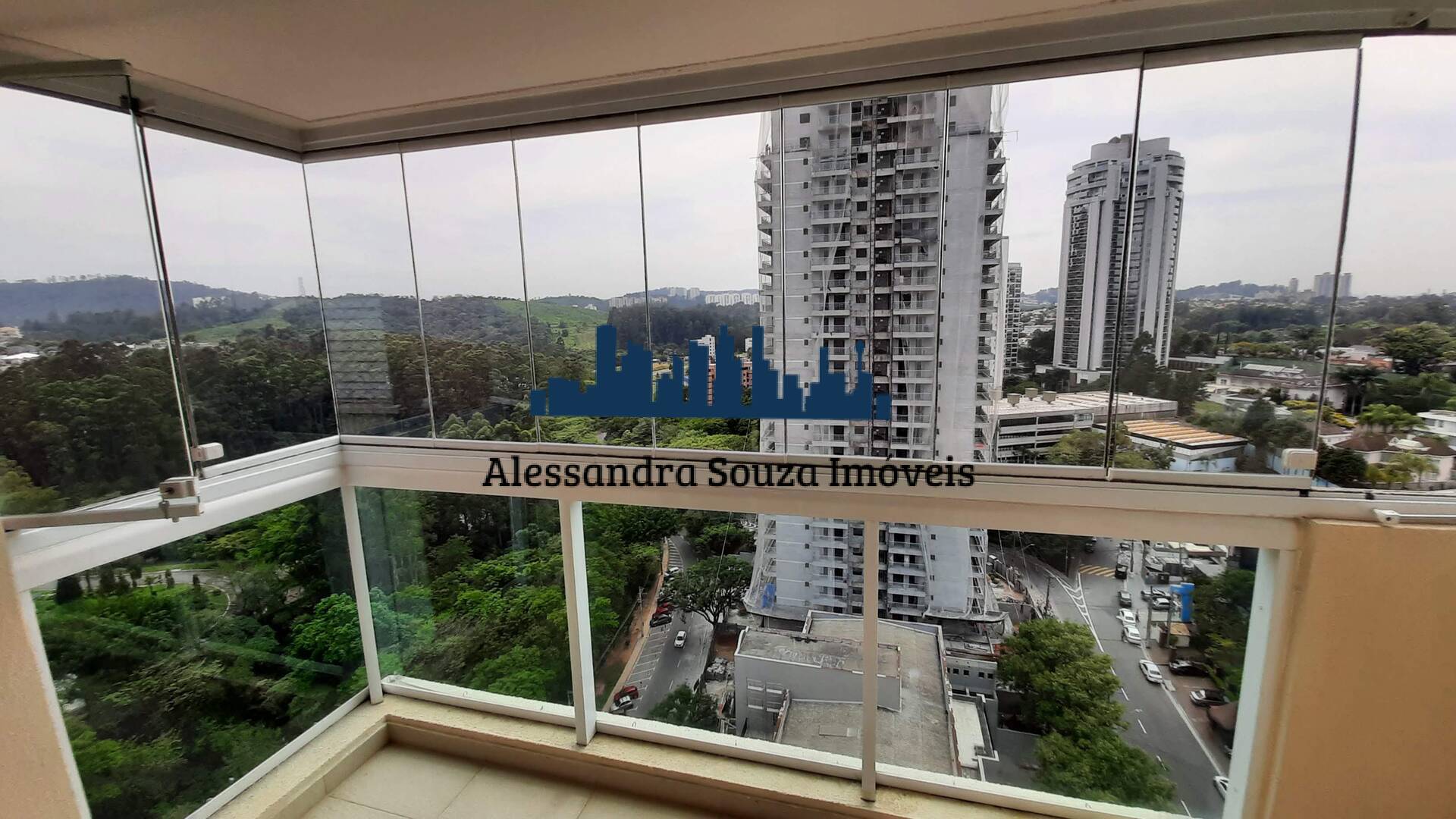 Apartamento à venda e aluguel com 2 quartos, 70m² - Foto 1