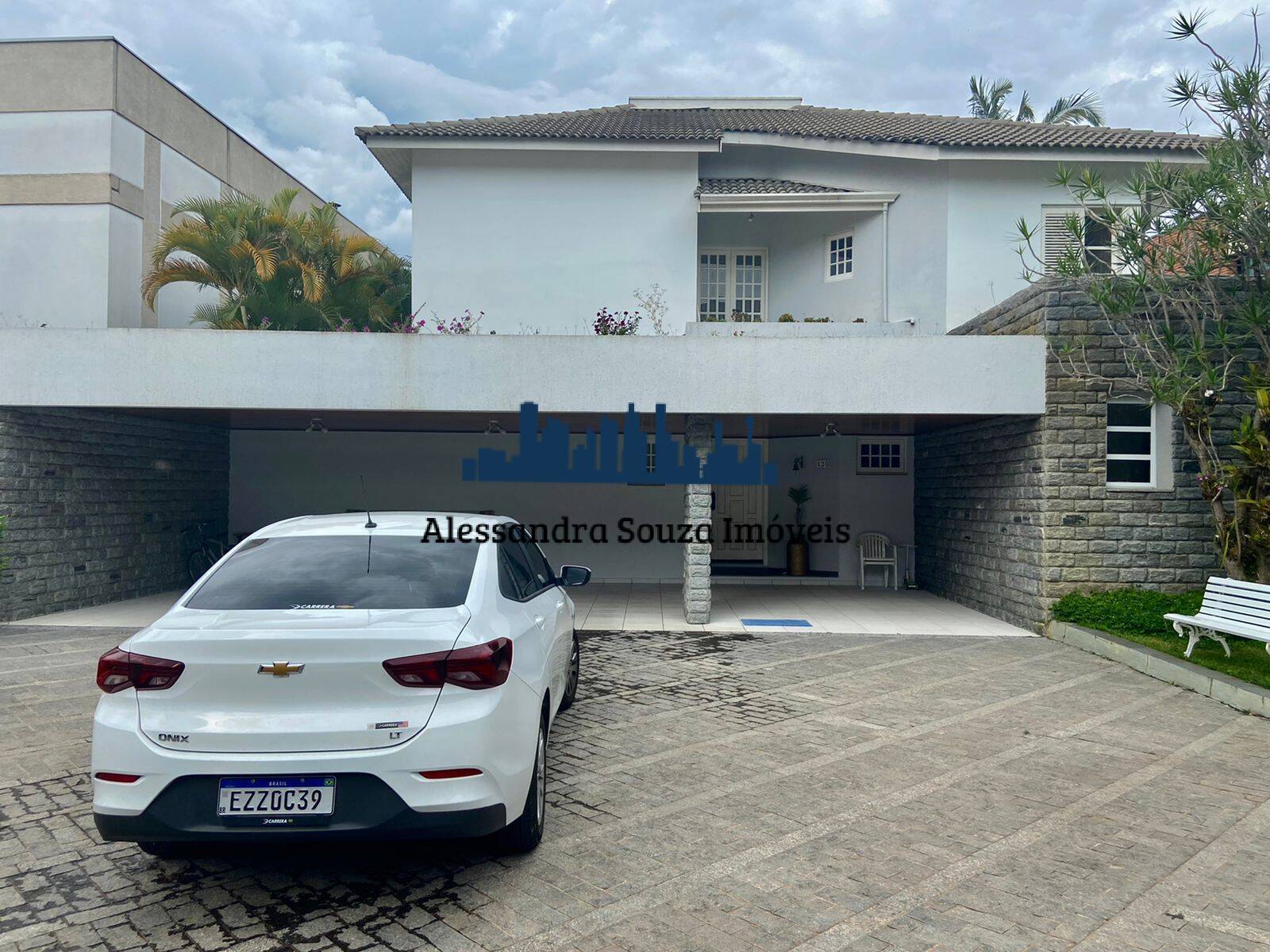 Casa à venda com 4 quartos, 456m² - Foto 2
